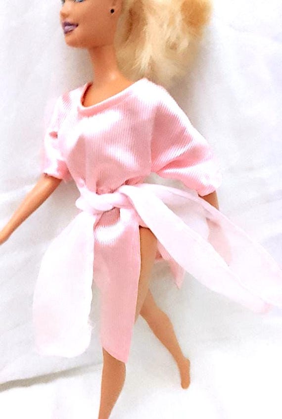 B618 - BARBIE 80s abito rosa baby pastel + cintura / foulard tulle