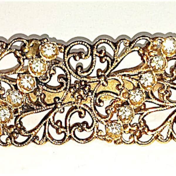 beautiful vintage 70s lace effect brooch in golden metal and biba style luxury rhinestones