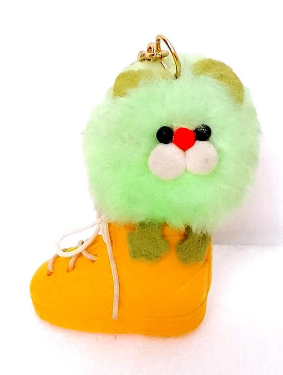 CAT in SHOE - Cat in the shoe 80s super kawaii keychain puppet plush funny - keychain puppet delicious