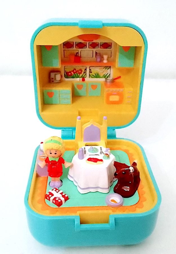 POLLY POCKET 1991 Bluebird Dinnertime Ring Case complete ring box excellent