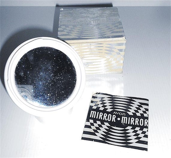 MIRROR MIRROR 70s Avon beautiful space ball pocket mirror in box - super fashion new ball purse mirror
