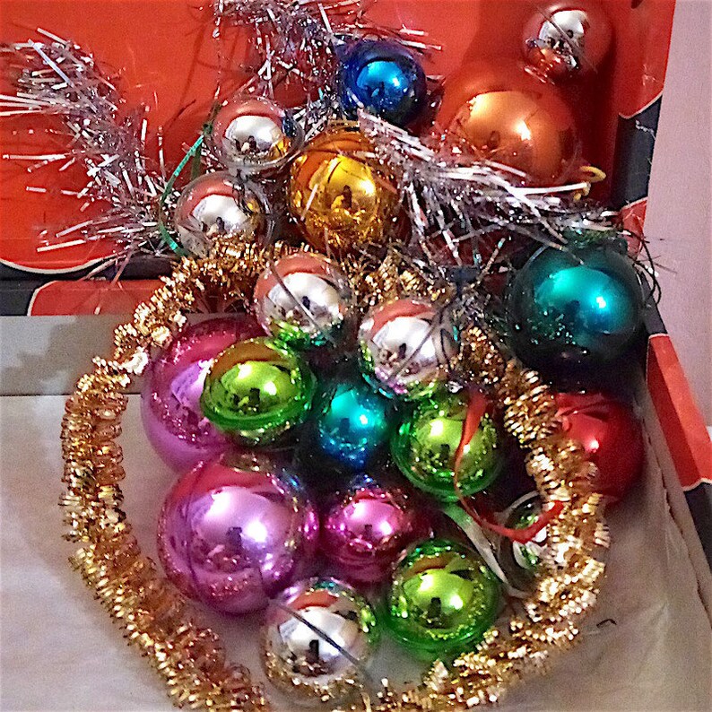 lot 21 small christmas ball bubbles decorations in plastic image 0