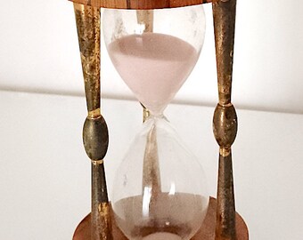 Small 1960s hourglass in wood and metal