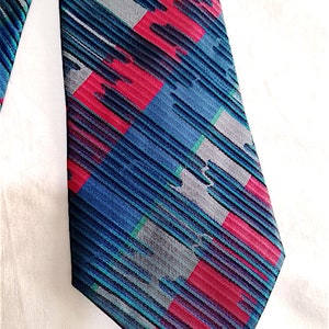 MISSONI 80s Italy splendid colorful tie original vintage silk Reginald stripes bizarre tie silk multicolor fashion