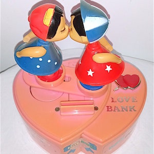 kith 10th anniversary piggy bank 貯金箱　キス KITH (キス) 10th anniversary piggy bank 貯金箱｜トレファクONLINE