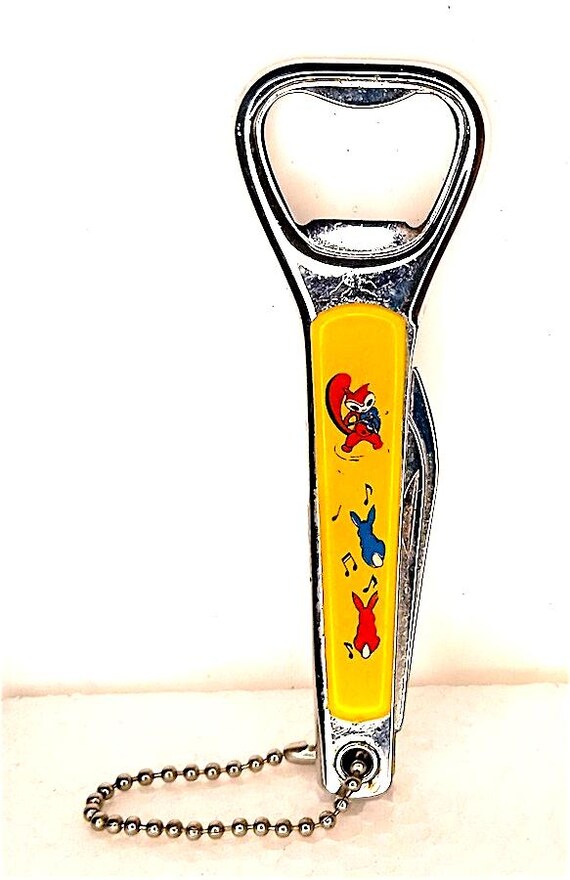 apribottiglie kawaii anni 70 Bell con scoiattolo che suona violino ai coniglietti - bottle opener