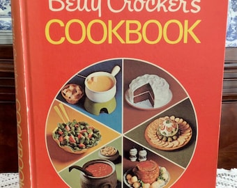 Vintage Betty Crocker’s Cookbook, 1972, Pie Cover Edition