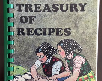 Vintage The Hutterite Treasury of Recipes, Heritage Cookbook, 1990