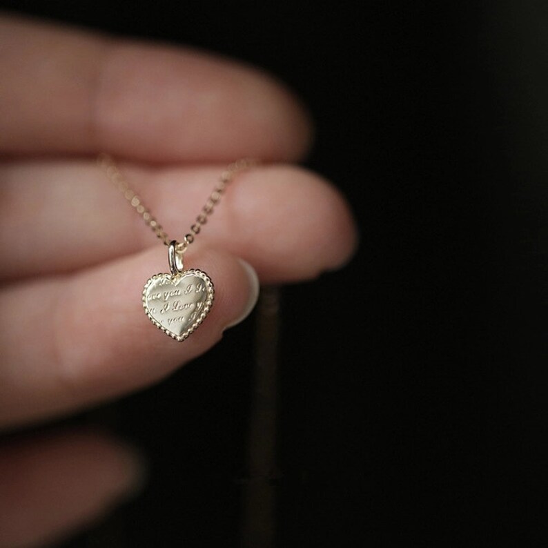 Minimalist Necklace Fashion Gold Necklace Bridesmaid Gift Layering Necklace Gold Heart Necklace Gold Necklace