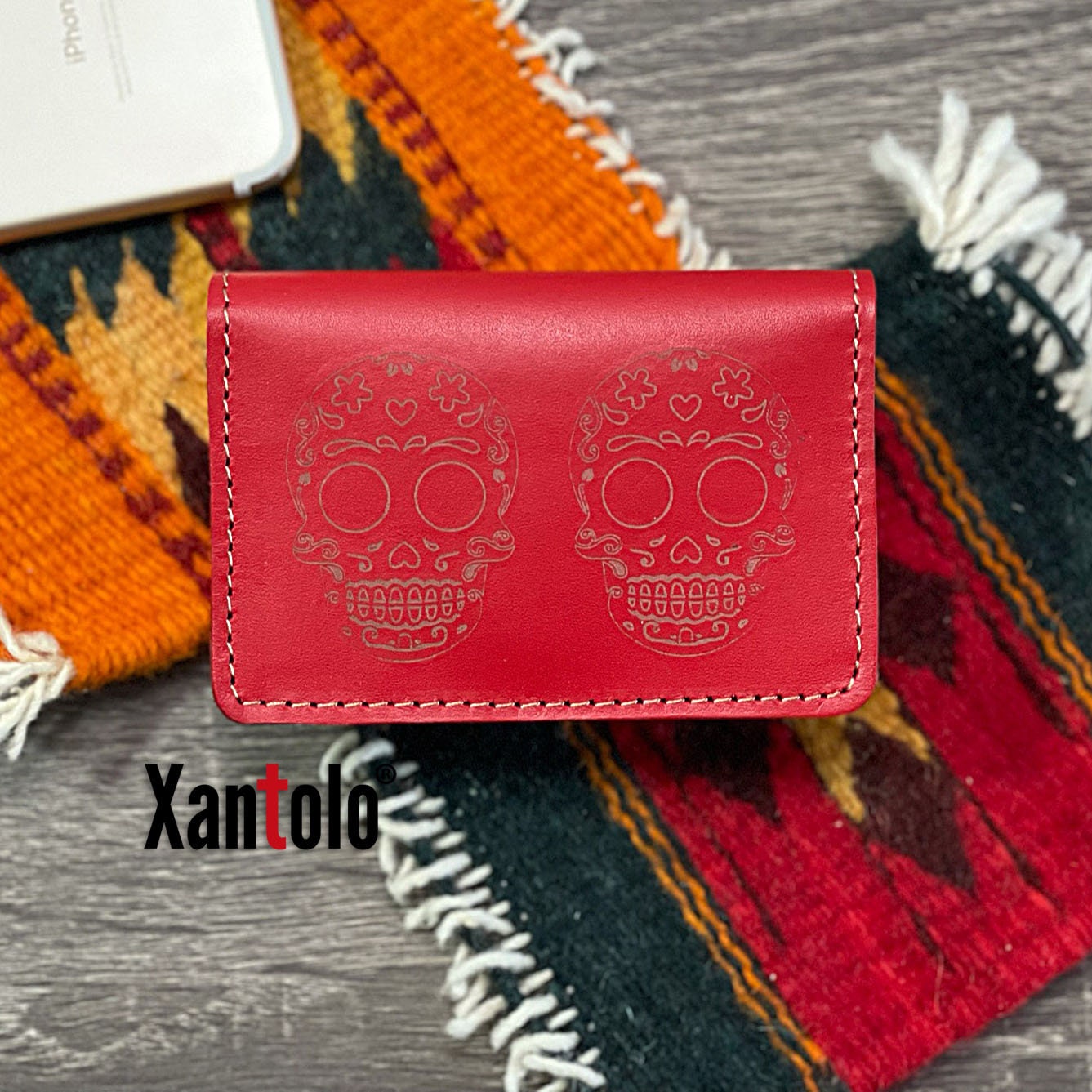 Petitian IPhone 14/13 Hülle Mit Kartenfach & Armband – Leder-Optik, Mit Ständer, Niedliches Design