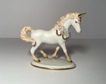 Franklin Mint Unicorn Treasury of Unicorns Vintage 1991 Figurine Bisque Pastel
