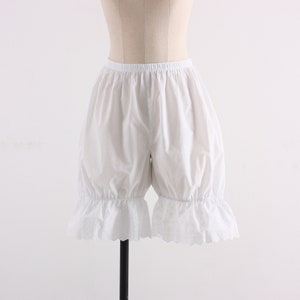 Women Cotton White Lace Bloomers / knee length Bloomers / Pettipants / Underwear / Lady / Vintage / Pantaloons / victorian / Basic / XS ~ XL