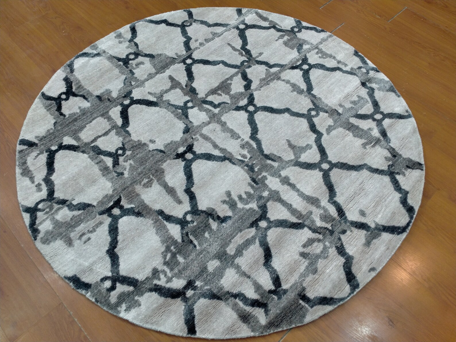 5'x5' Round Rug Modern Luxury Hand Knotted Bamboo Silk Gray Color Area ...
