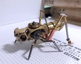 Steampunk Mechanical Insect Grasshopper All-metal Handmade Creative Small Crafts Ornaments