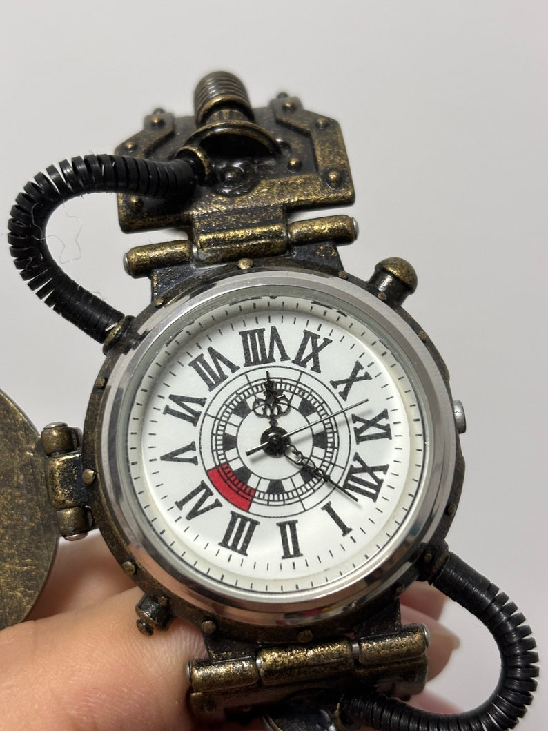 Jubiläumsgeschenk für Ihn, Steampunk Uhr, personalisierte Uhr, mechanische Uhr, Trauzeugen Uhr, Herrenuhr, Geschenk für Papa Bild 4