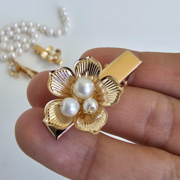 Golden Flower Bridal Hair Clip: Pearl Accent Alligator Clip