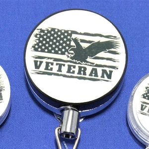 Veteran American Flag Badge Reel ID Holder or Stethoscope ID Tag - Veterans Day   H1002C