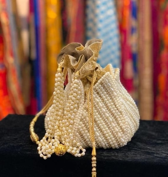 Indian Potli Bag, Flower Shaped Drawstring Purse, Lotus Bag, Bucket Bag, Wedding  Clutch In White Color