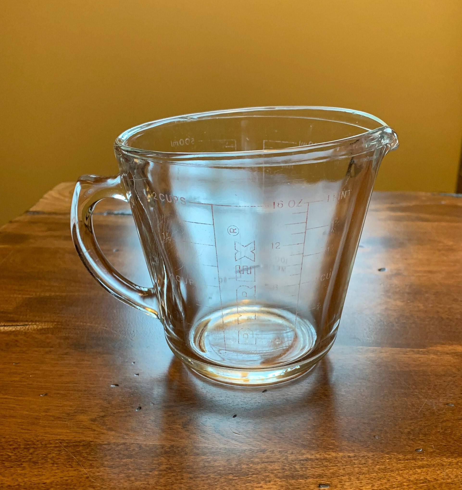Pyrex Measuring Cup 2 Cup Unattached Handle 