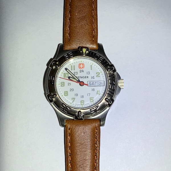 Vintage Wenger Ladies Day Date Dive Watch - Swiss Made - 091.0682 - Rotating Bezel - Excellent Condition