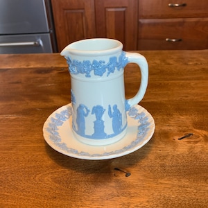 Wedgwood of Etruria & Barlaston Embossed Queen&#39;s Ware Lavender on Cream 4” Rope Handled Mini Pitcher w Saucer Underplate