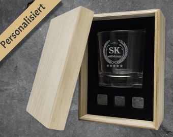 Personalized whiskey glass with engraving including whiskey stones and gift box made of real wood