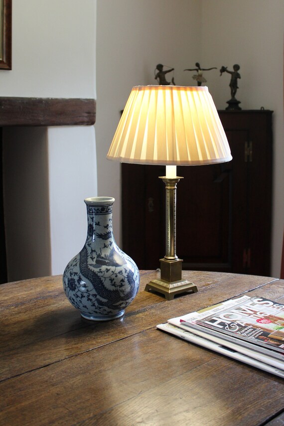 Ashley furniture vintage style linora antique on sale table lamp