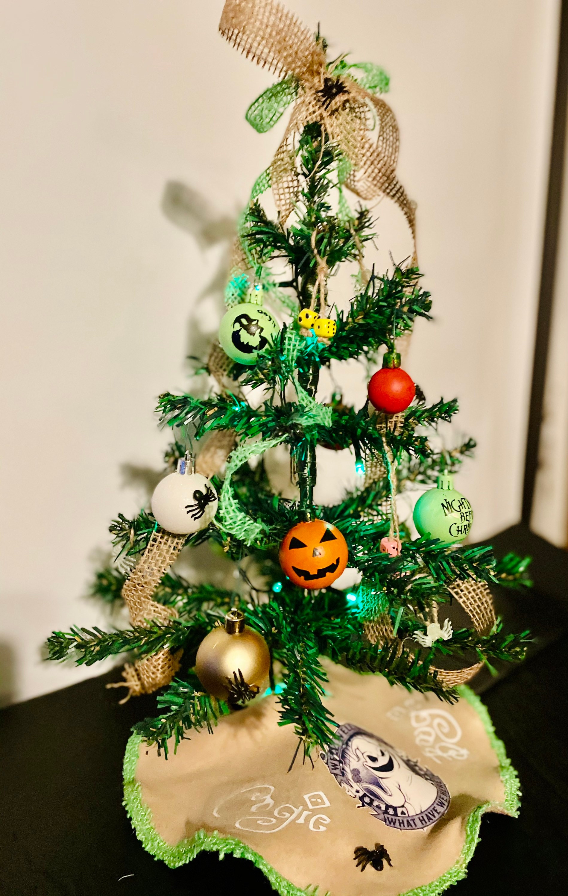 ナイトメアー・ビフォア・クリスマス ミニツリー - Etsy 日本