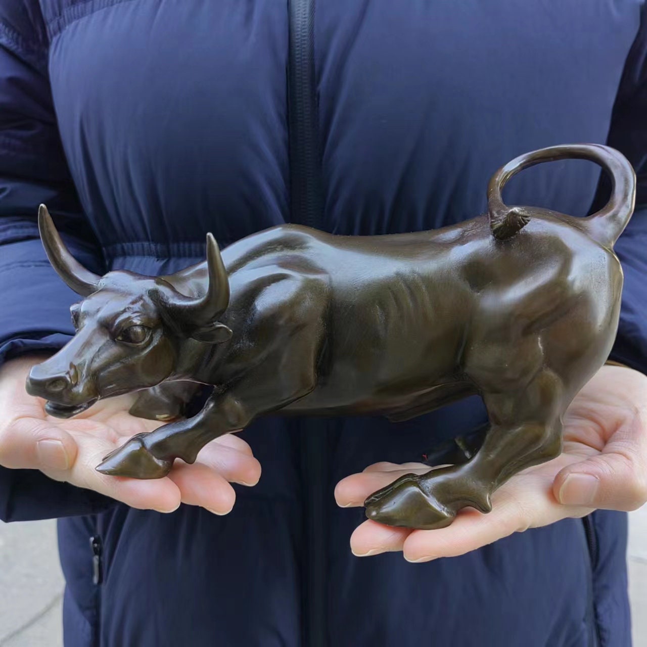 Pure Copper Wall Street Bull Statue Sculpture,Brass Cow Ox Statuette Figurine Modern Home Decor Office Lucky Feng Shui Ornaments Crafts P307
