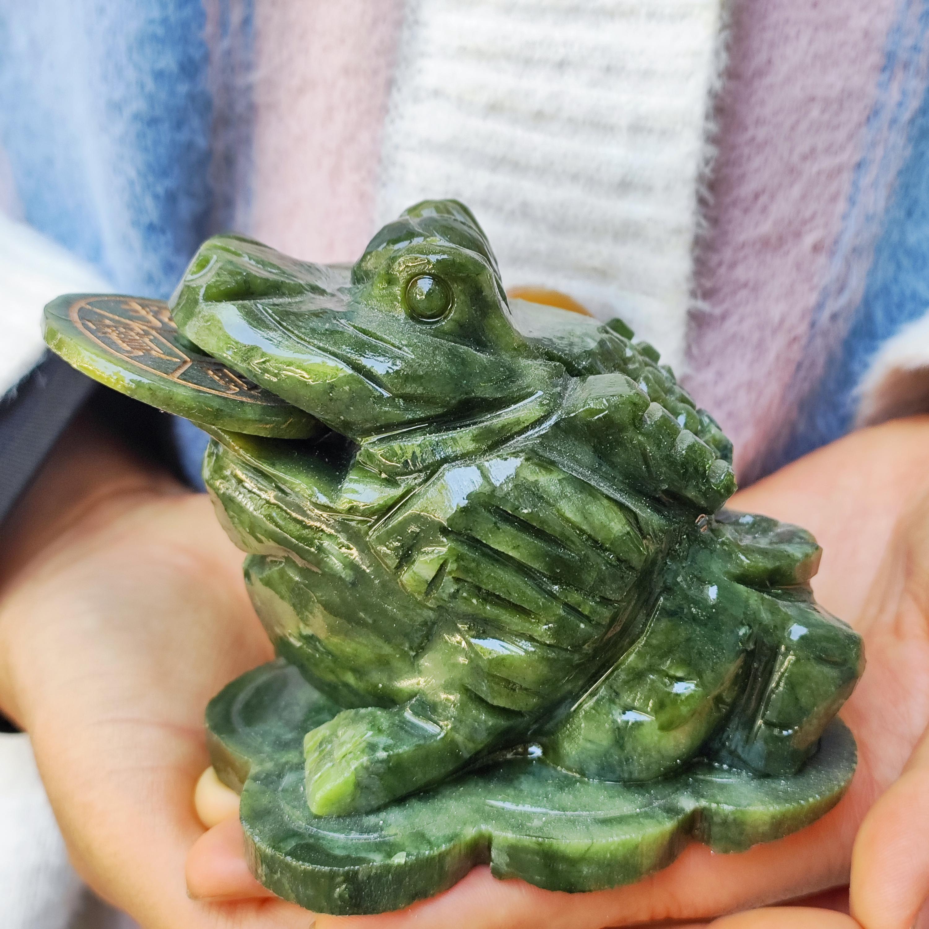 1 Pic Natural Genuine Green Jade Money Frog, Feng Shui Fortune