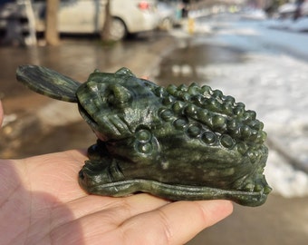 Wealth toad jade crystal healing green jade toad carving carved, Crystal ,Handmade Raw Stone toad statue Gem Chakra Quartz Crystal wealth