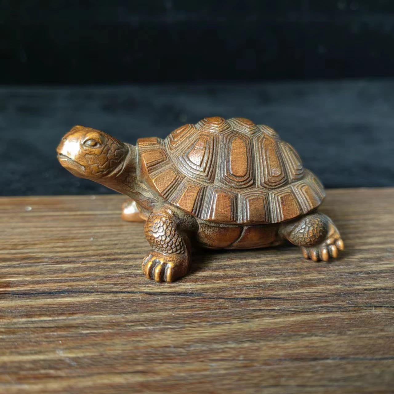 Hand Carved Boxwood Turtle Statue, Feng Shui Decor (6.5x4.6cm) - Etsy