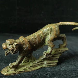 Vintage rote Messing Wildkatze Statue Sibirischer Tiger Design Handgemachte Figur Prunkstück Dekor Liegerad Große Katze Retro Good Luck Housewarming PF309
