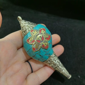 Nepal Amulet na pieniądze Szczęście Potężna Mocna Ochrona Zen Stary Tybet Filigranowy Agat Malowanie Smok Bestia Koncha Ślimak morski Trąbka Muszla 814