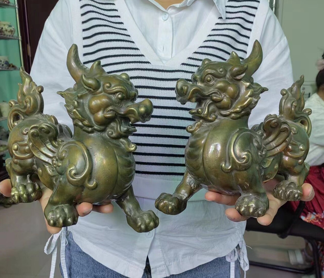 Pair Copper pixiu Statue PIXIU beast Figurine, the Sacred Dragon in Feng Shui Decor,Attract Positive Energy Pakua Kei Loon Qilin gift pf647