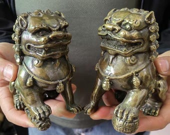 A pair Brass lion Foo Dogs statue Lucky animal figures fengshui peking fu dog lion power ornament,desk decoration lovely sculpture gift P426