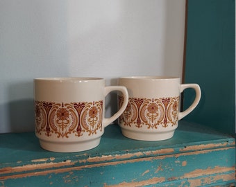 RetroMod Flower Power Footed Coffee Cups Set of 2, Vintage RetroMod Flower Power Footed Coffee Cups Set of 2, Vintage