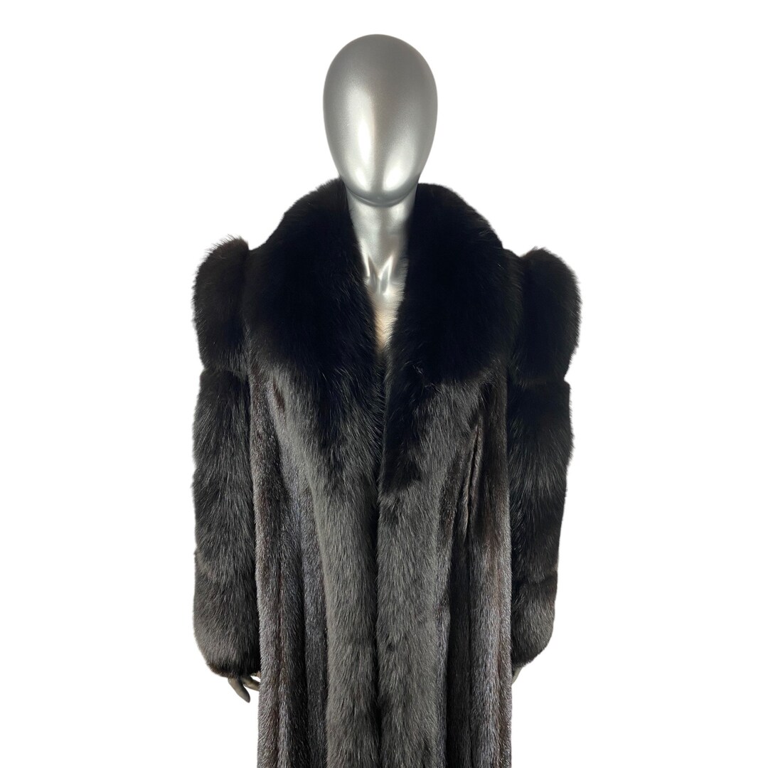 Ranch Mink Coat W/black Fox Sleeves and Tuxedo Collar, Size M/L