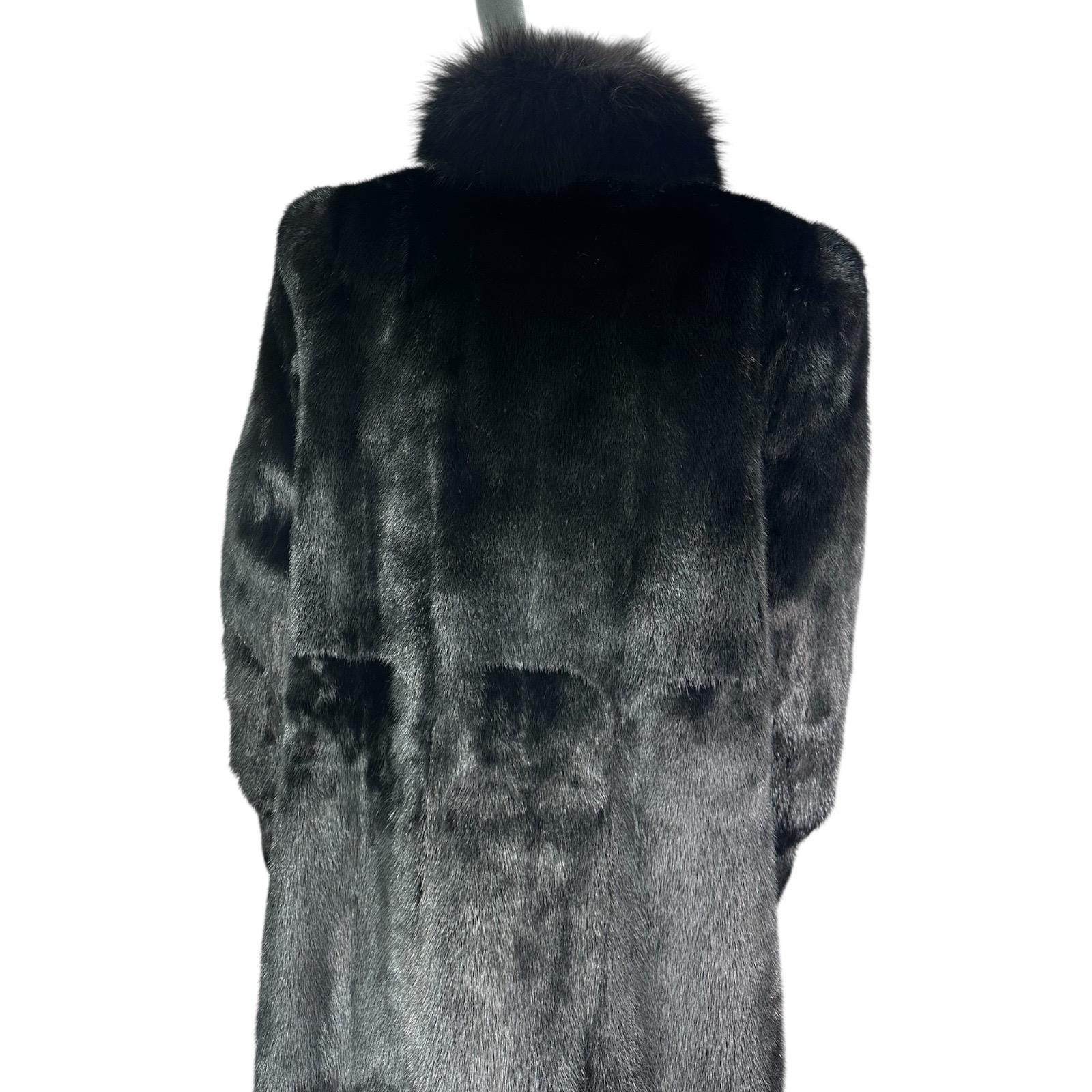 ブラックミンクコート（ブラックフォックスタキシード付き）、SAGA