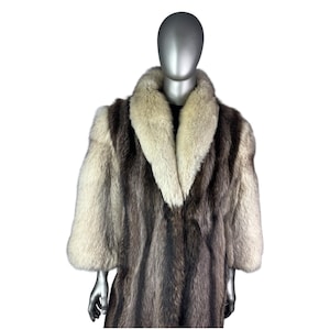 CAPPOTTO IN PROCIONE DA UOMO, Argentato, con collo e maniche in volpe BLU, taglia L, Pelliccia Vintage Certificata, con borsa portaoggetti e perizia