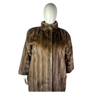 Lunaraine MINK ベビーカー、メスの米国産毛皮、サイズ 5XL、認定ヴィンテージファー、収納バッグと鑑定書付き