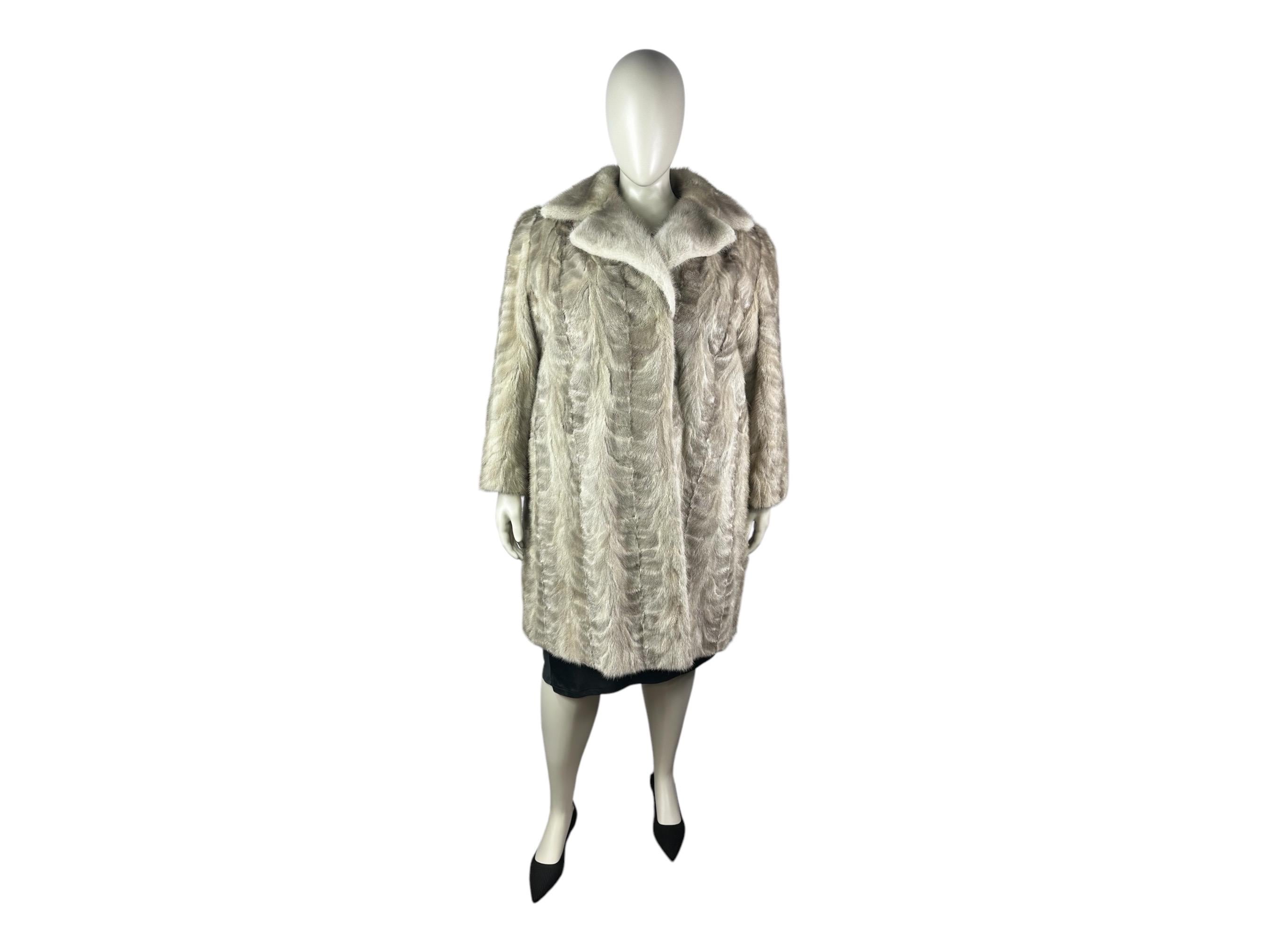 ジャケット・アウター SAGA MINK Silver-Tag Sapphire Mink Coat Saga Mink Sapphire Mink Silver Tag coat Size S | eBay