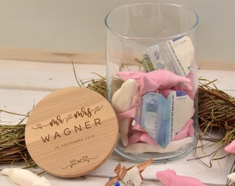 Vorratssglas mit Namen | Geldgeschenk für die Hochzeit | mr mrs Geschenk Hochzeit | personalisiertes Glas mit Holzdeckel | Hochzeitsgeschenk