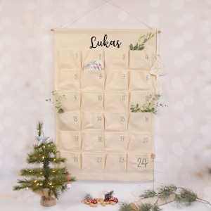 Adventskalender aus Stoff mit 24 Taschen zum Aufhängen & Wunschtext personalisierter Adventskalender zum Befüllen großer Adventskalender Bild 5