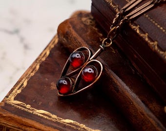 Queen of Hearts Heart Pendant
