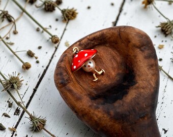 Running Mushroom Charm
