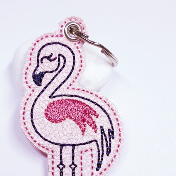 Flamingo flamant rose Schlüsselanhänger ITH Stickdatei Embroidery In The Hoop Snap Tab Key Fob
