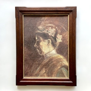 Antyczny francuski obraz olejny z lat 20. XX wieku podpisany przez artystę, oprawiony portret eleganckiej damy, nastrojowy portret, rama Arts and Craft