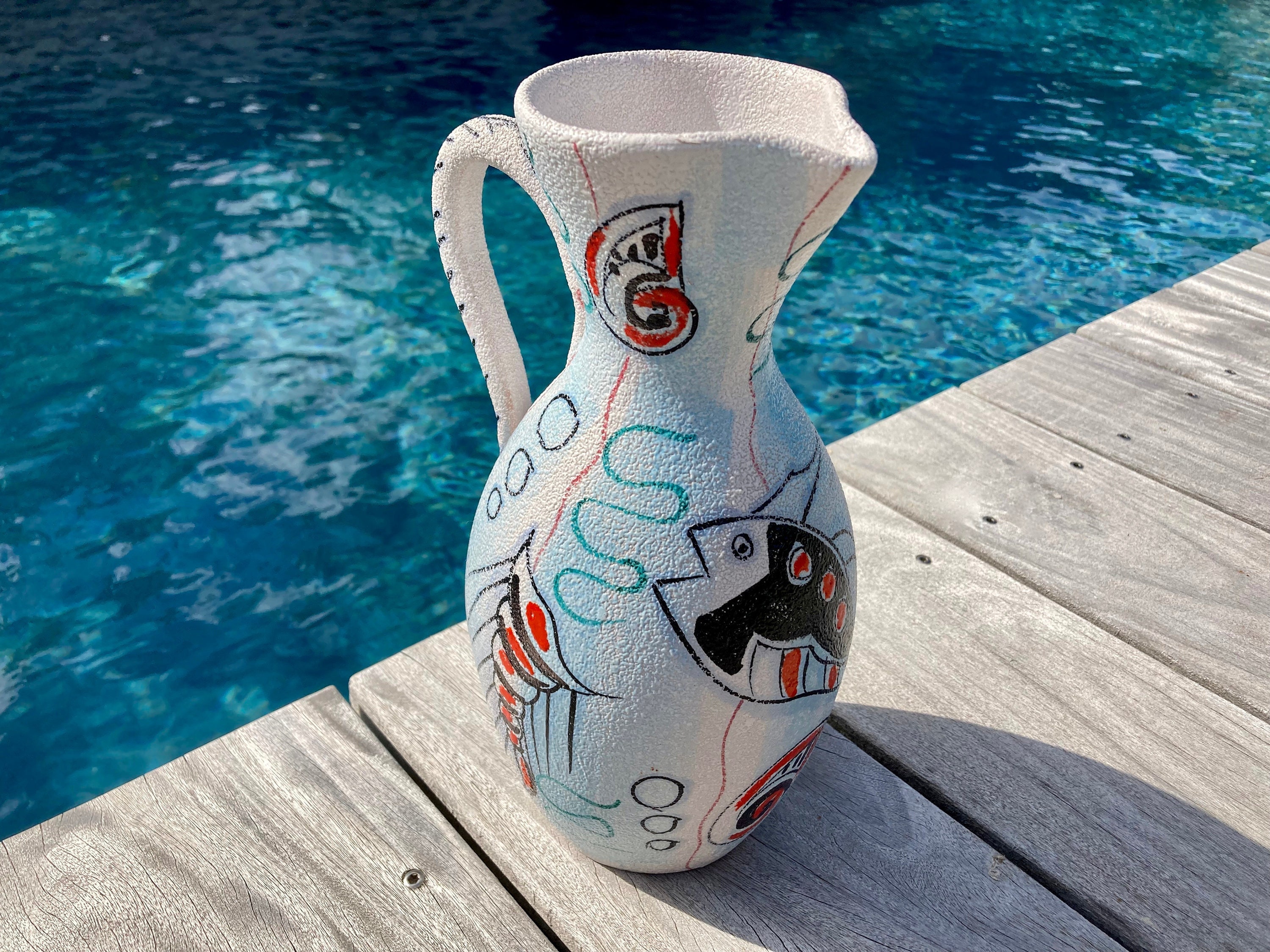 Vase Pichet Ancien Avec Relief Et Anse - Pièce Numérotée, Style Artisanal