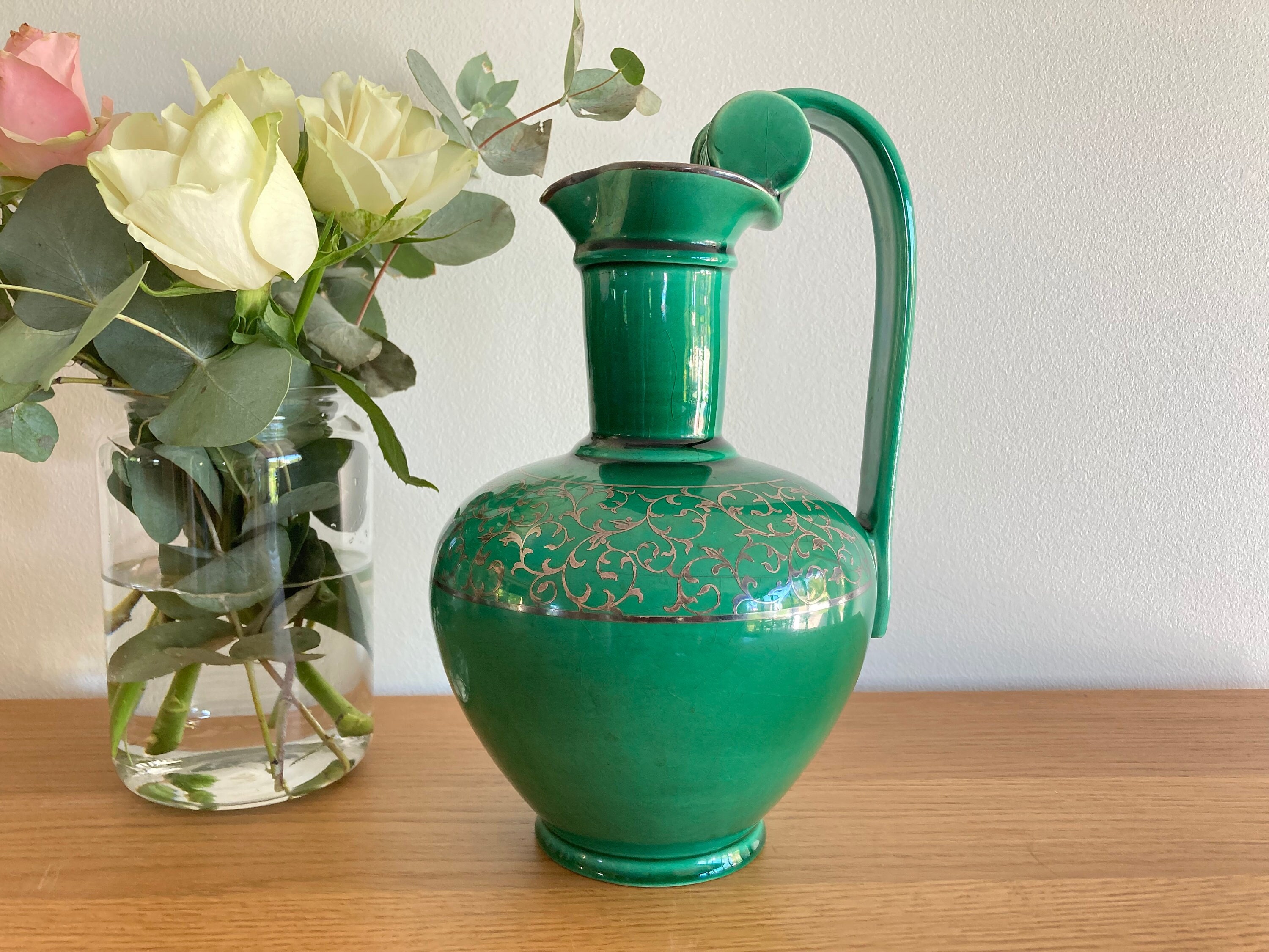 Vase Art Déco Antique Français en Grès Vert, Objet Décoratif Des Années 1920